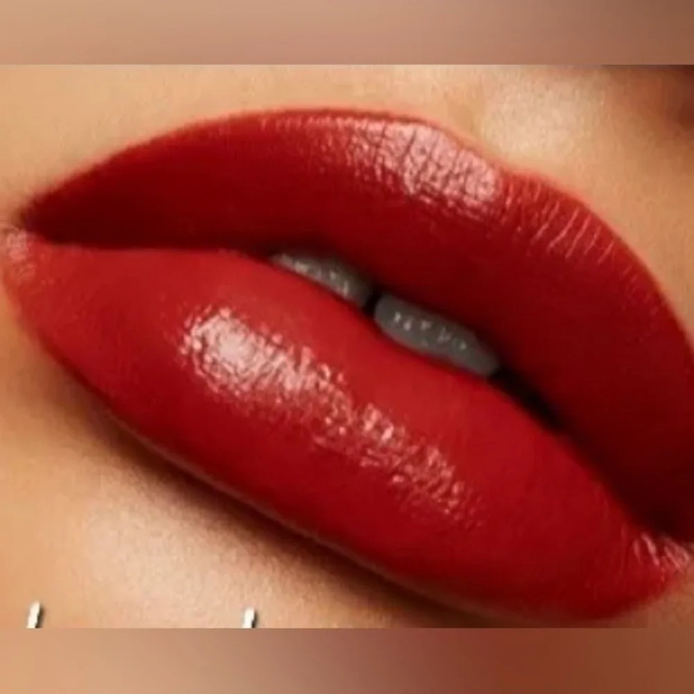 MAC Love Me Liquid LipColour 483 IT'S ALL ME 0.10 fl oz NIB